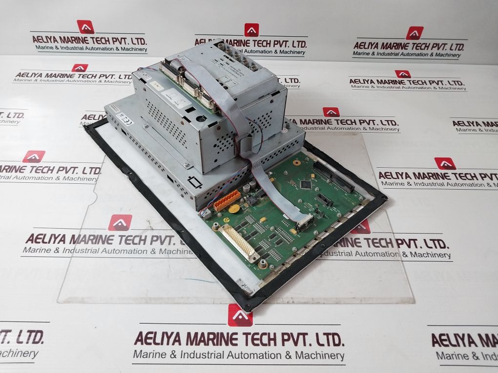 Unipo System 3 Ufp 10,4”S Tft 2Tt1001Ktn00C Monitor