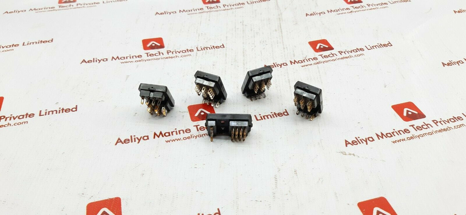 045353 socket base for solder termination