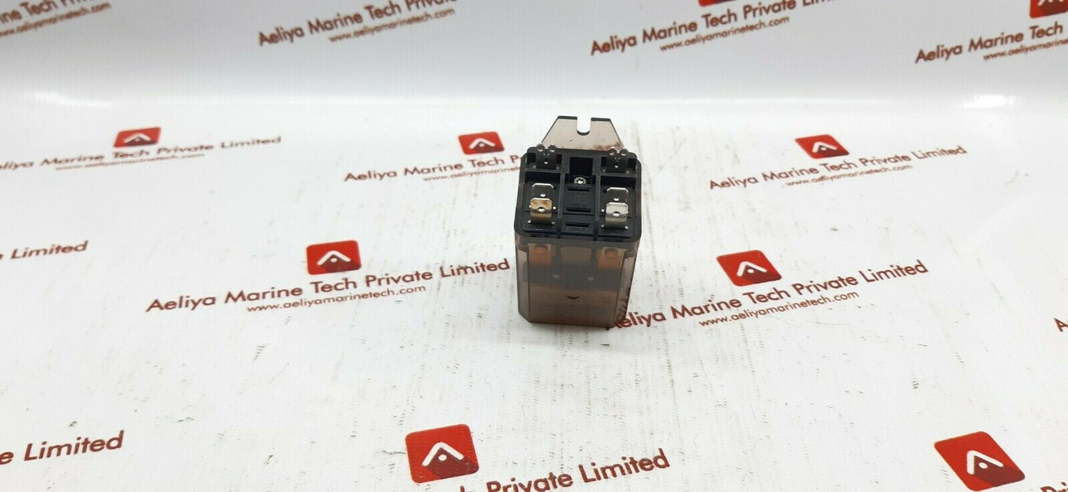 Schrack rmc05024 relay 30a/400v~