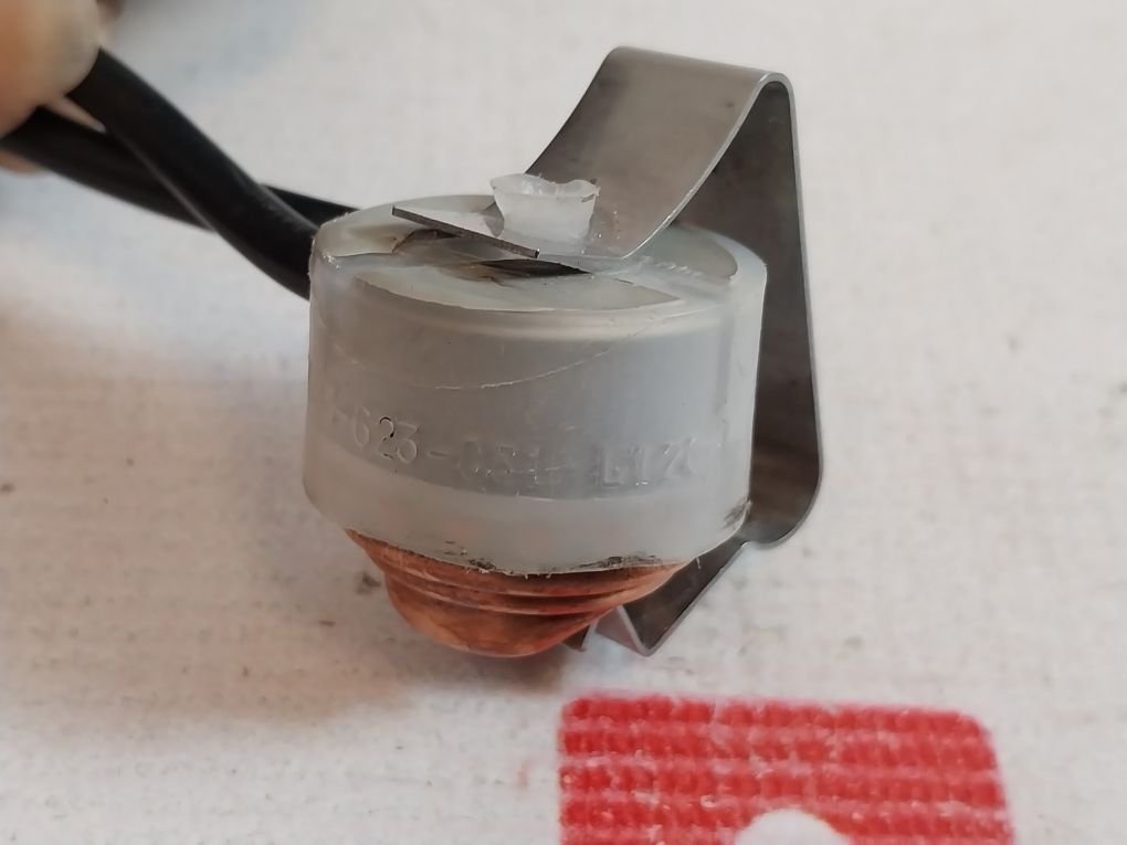 20640L43-623-c51 L120-4.0