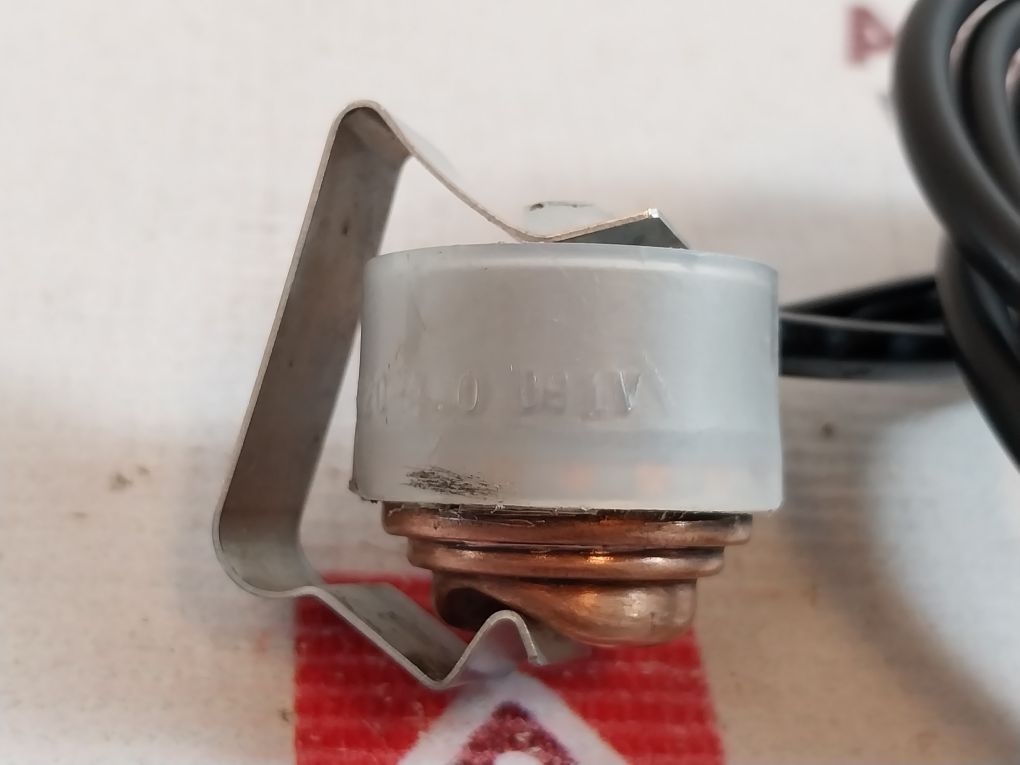 20640L43-623-c51 L120-4.0