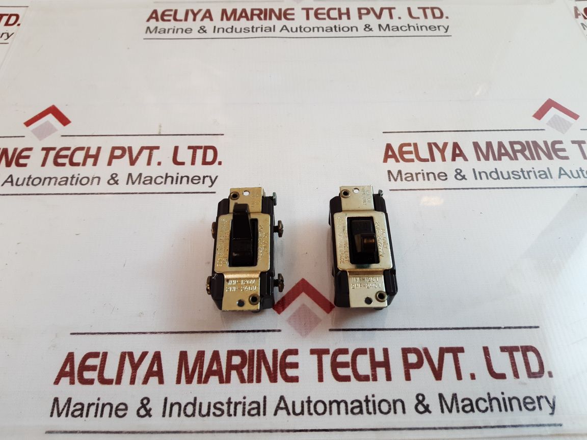 Set Of 2X 20A-120/277V 2 Pole Toggle Switch
