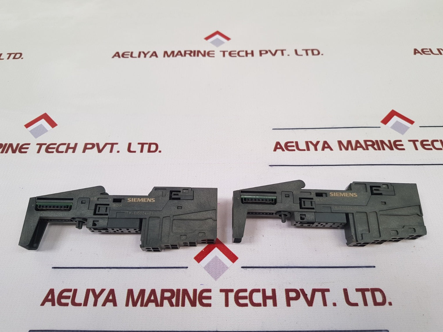 Set of 6x Siemens tm-e15s24-01 terminal module 6es7 193-4cb20-0aa0 Used 