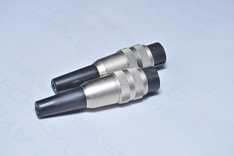 Set of 2x Plug remote control connection es13a