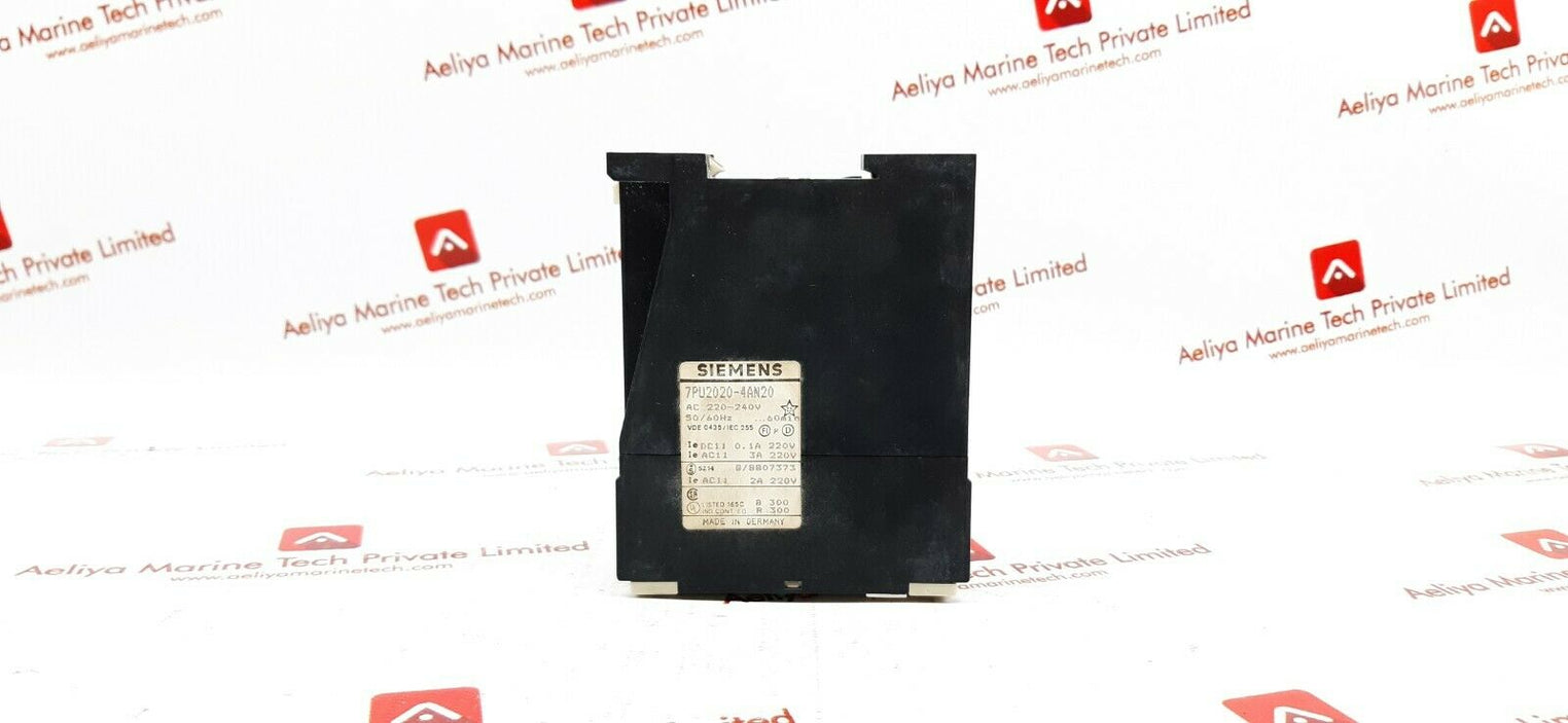 Siemens 7pu2020-4an20 time relay 220-240v