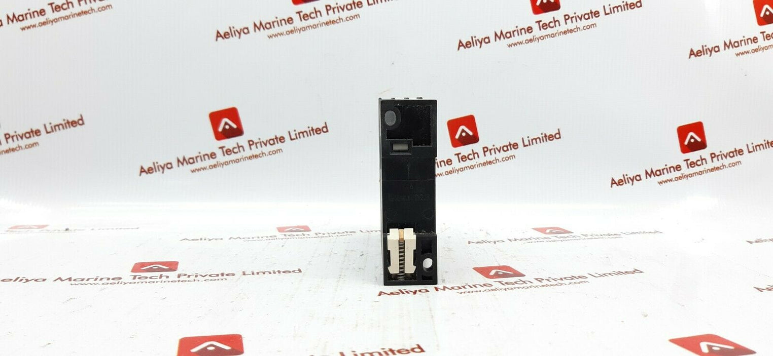 Siemens 7pu2020-4an20 time relay 220-240v