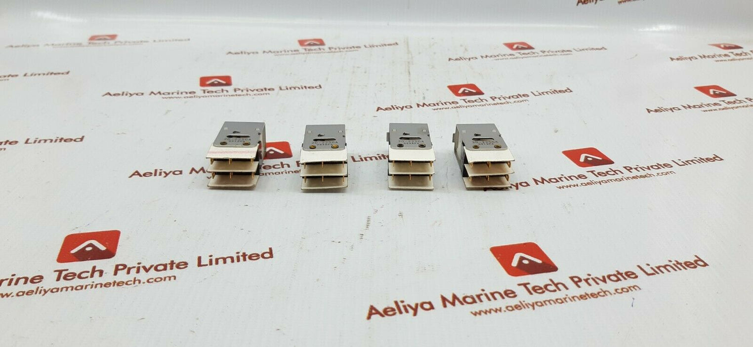 Azbil yamatake 2d-22sga pushbutton switch