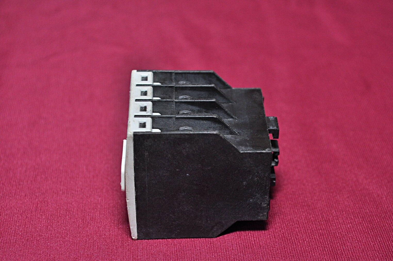 Eaton dil-a-xhi22 auxiliary contact 600v 10a