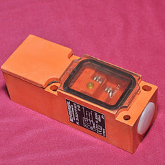 Schmersal ifl 20-333-11p-m20 inductive proximity switch