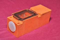 Schmersal ifl 20-333-11p-m20 inductive proximity switch