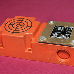 Schmersal ifl 30384-10/01-m20 inductive proximity switch