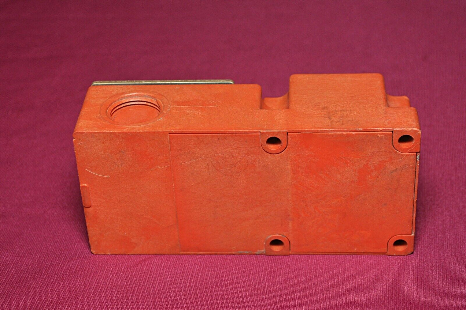 Schmersal ifl 30384-10/01-m20 inductive proximity switch