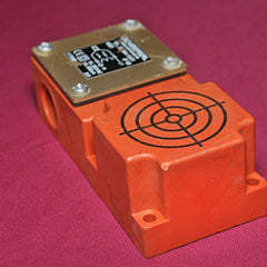 Schmersal ifl 30384-10/01-m20 inductive proximity switch