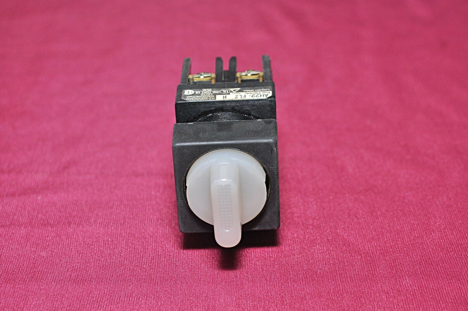 Fuji electric ah22-pl2 h command switch ahx511-h