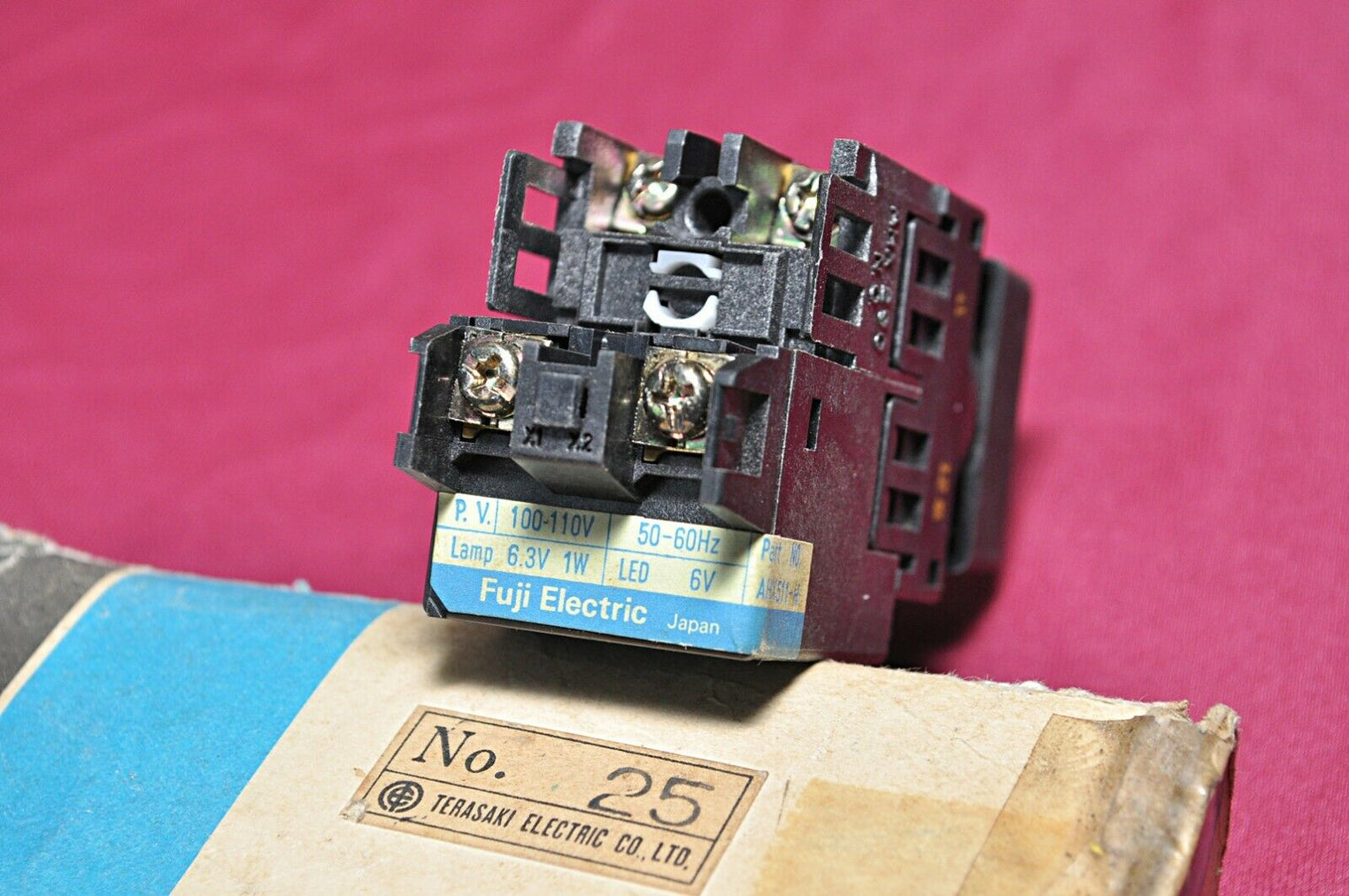 Fuji electric ah22-pl2 h command switch ahx511-h