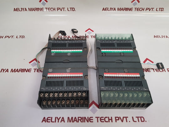 Idec pfj-n162u input unit with pfj-t162dc output unit