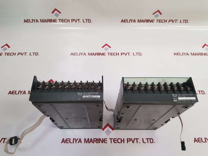 Idec pfj-n162u input unit with pfj-t162dc output unit