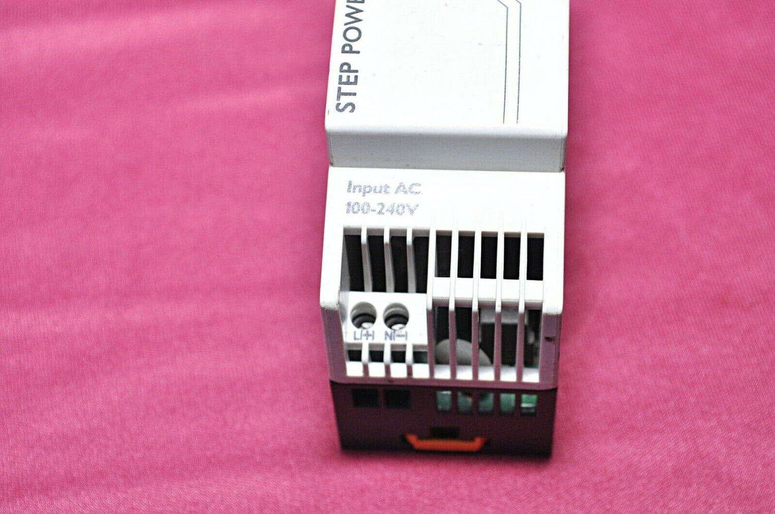 Phoenix contact 2868635 power supply unit step-ps/1ac/24dc/0.75