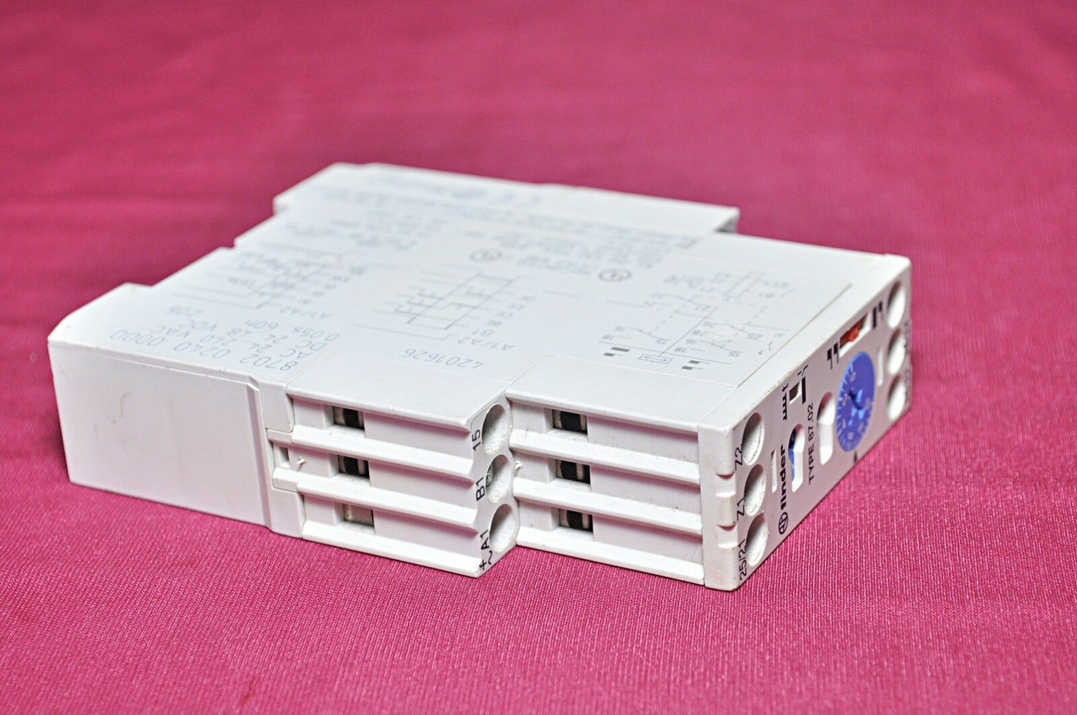 Finder 87.02 ac 24...240 vac timing relay 8702 0240 0000