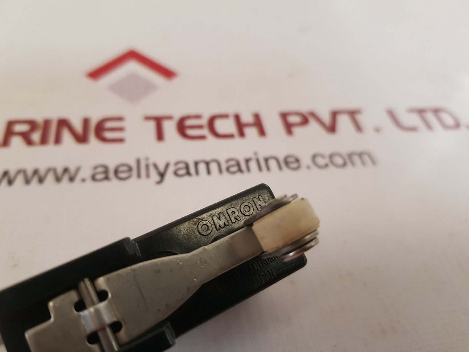 Omron dz-10gv22-1b basic switch