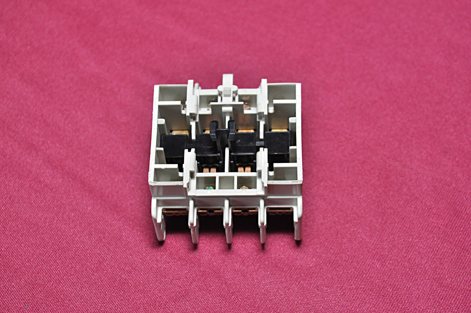 FUJI ELECTRIC SZ-A22 AUXILIARY CONTACT BLOCK