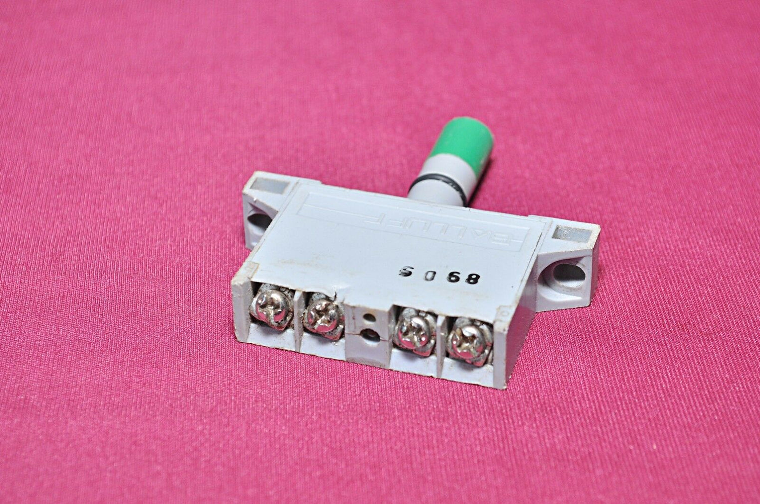 Balluff bes 516-110-yo inductive switching element 