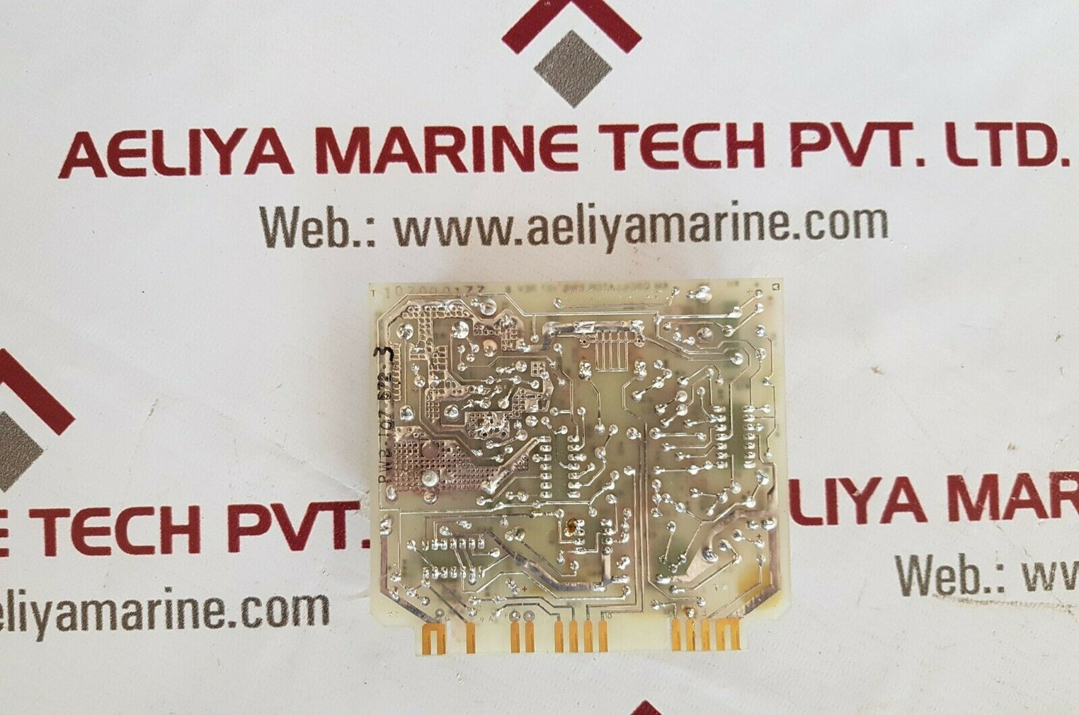 Southern avionics pwb 107 rev b pcb card