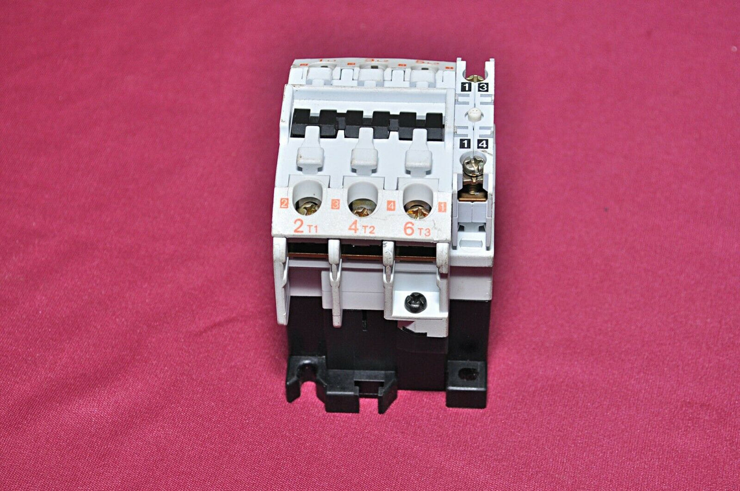 Danfoss ci16 contactor with auxiliary contact