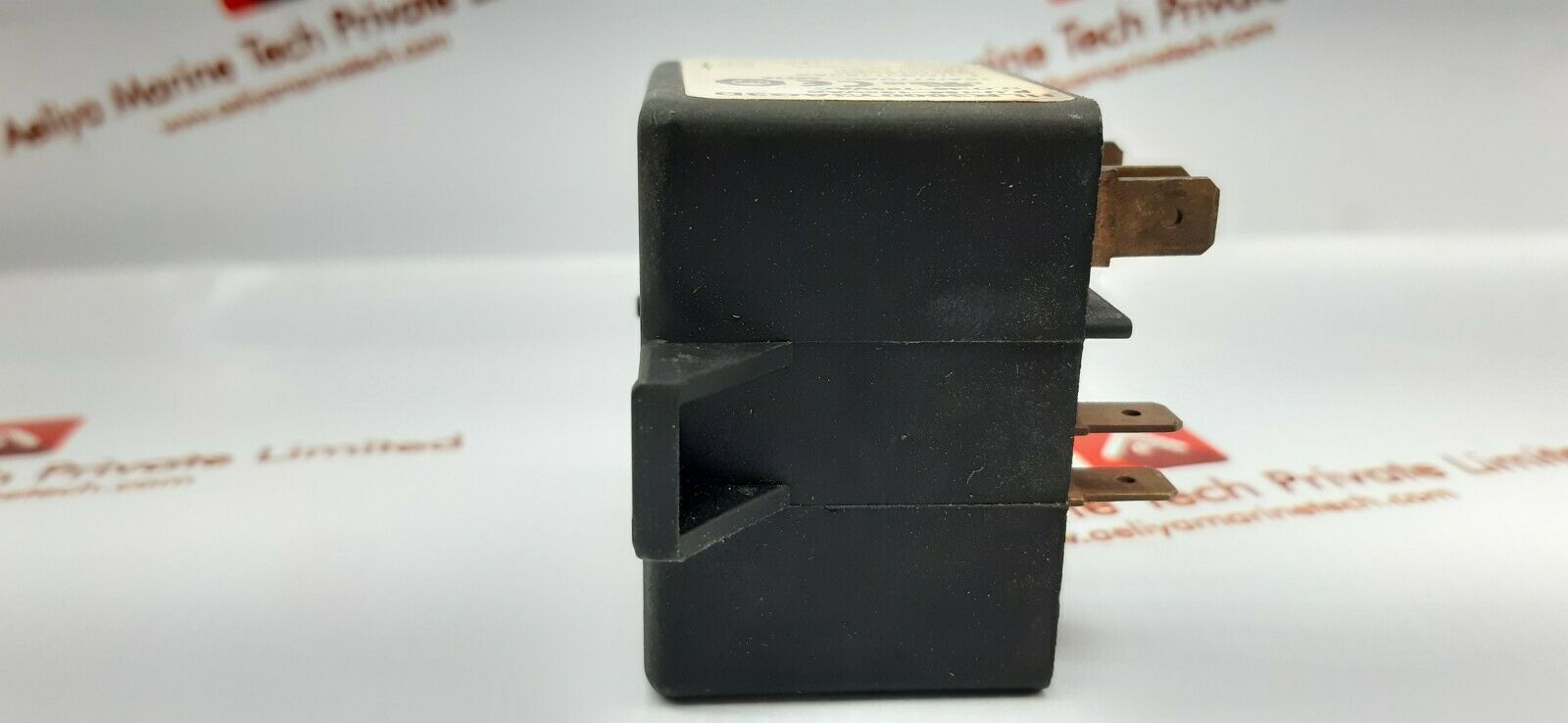 HLR3800y3ag3d relay 180~195v 60hz
