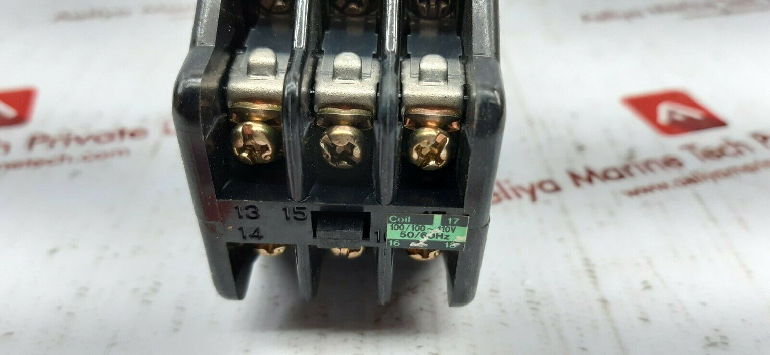 Fuji src50-2f/x (3a3b) magnetic contactor 100/100~110v