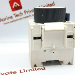 Schneider ladr2 0.1-30s time delay block