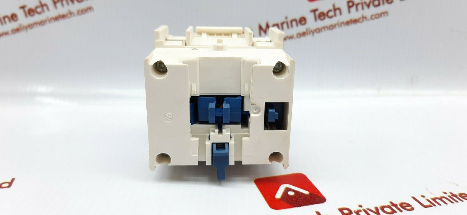 Schneider ladr2 0.1-30s time delay block