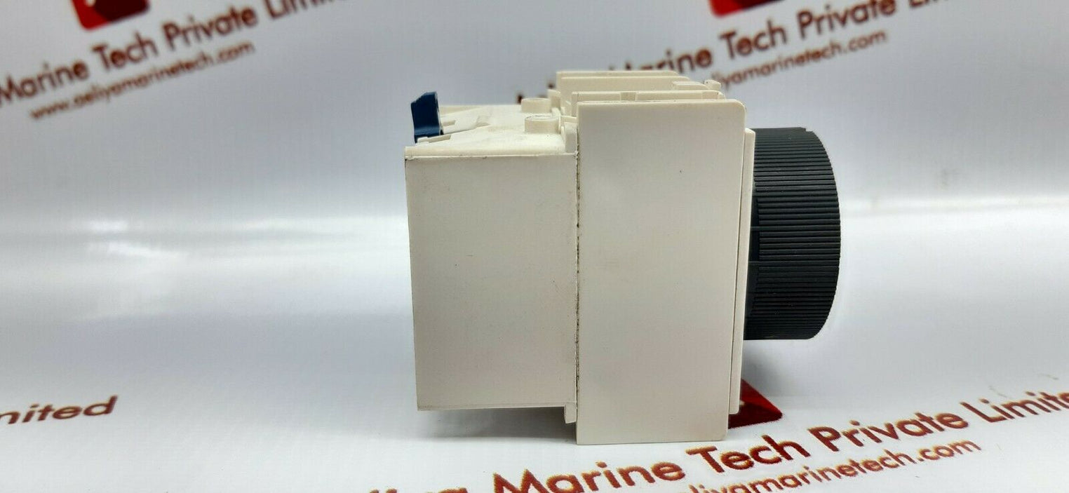 Schneider ladr2 0.1-30s time delay block