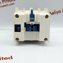Schneider ladr2 0.1-30s time delay block