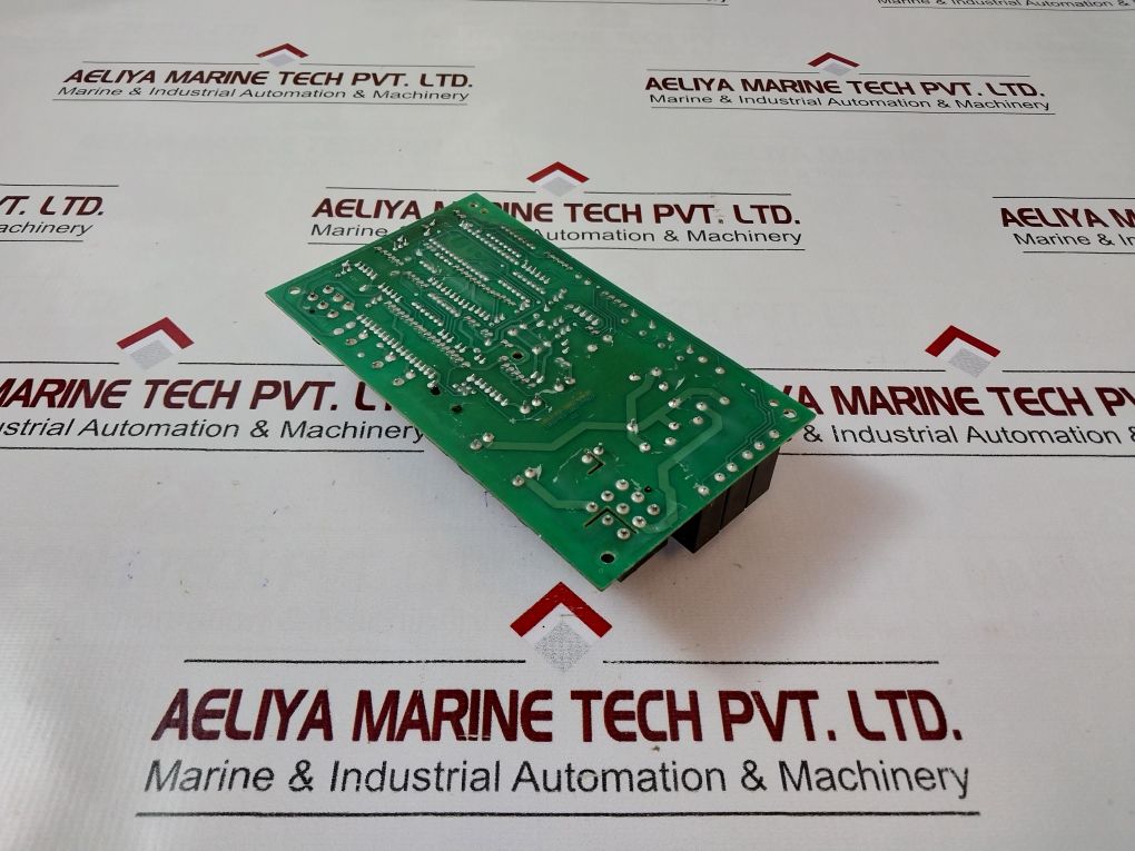 Manitowoc 1092-83-1002-ss01A Control Board 2511303