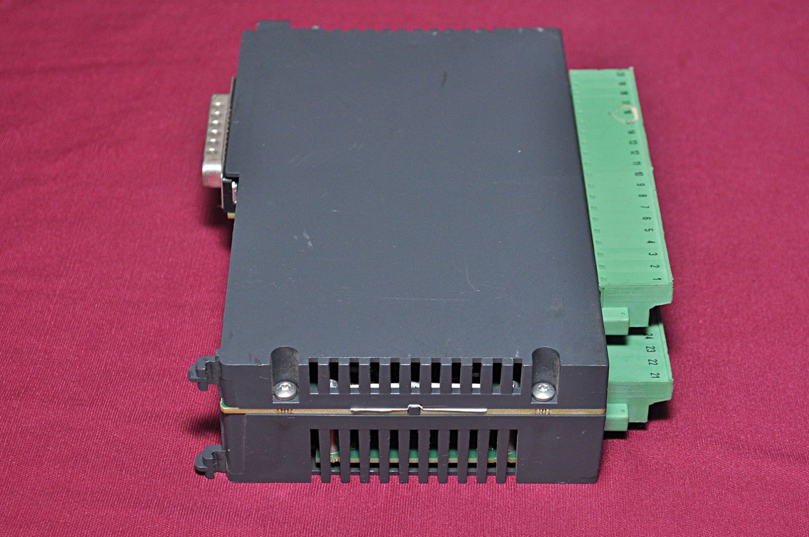 Schneider electric 59715 mes 120 14 input + 6 output input output module
