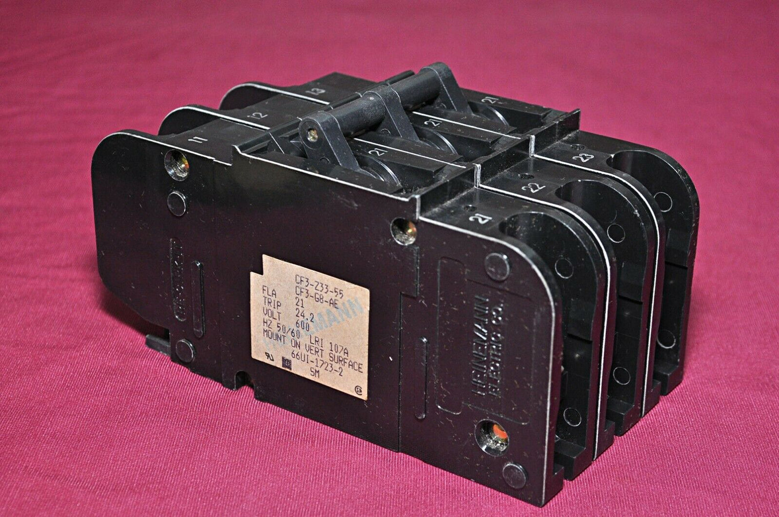 Heinemann cf3-g8-ae 3pole circuit breaker 600v 50/60hz