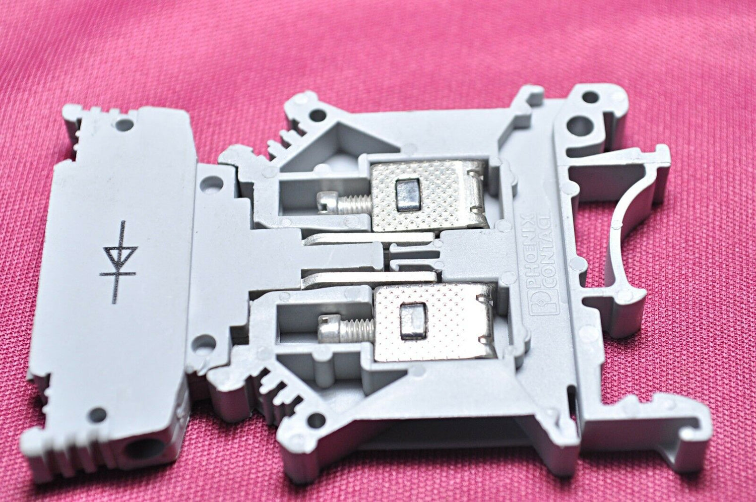 Set of 7x Phoenix contact st-be terminal block uk4-t