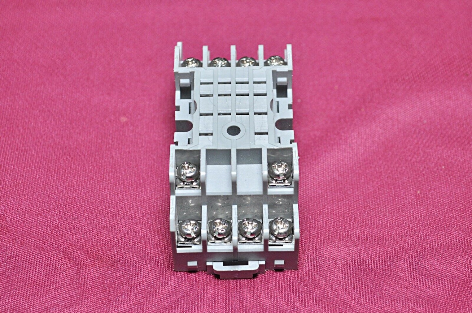 Potter and brumfield 27e894 base relay 7a 300v