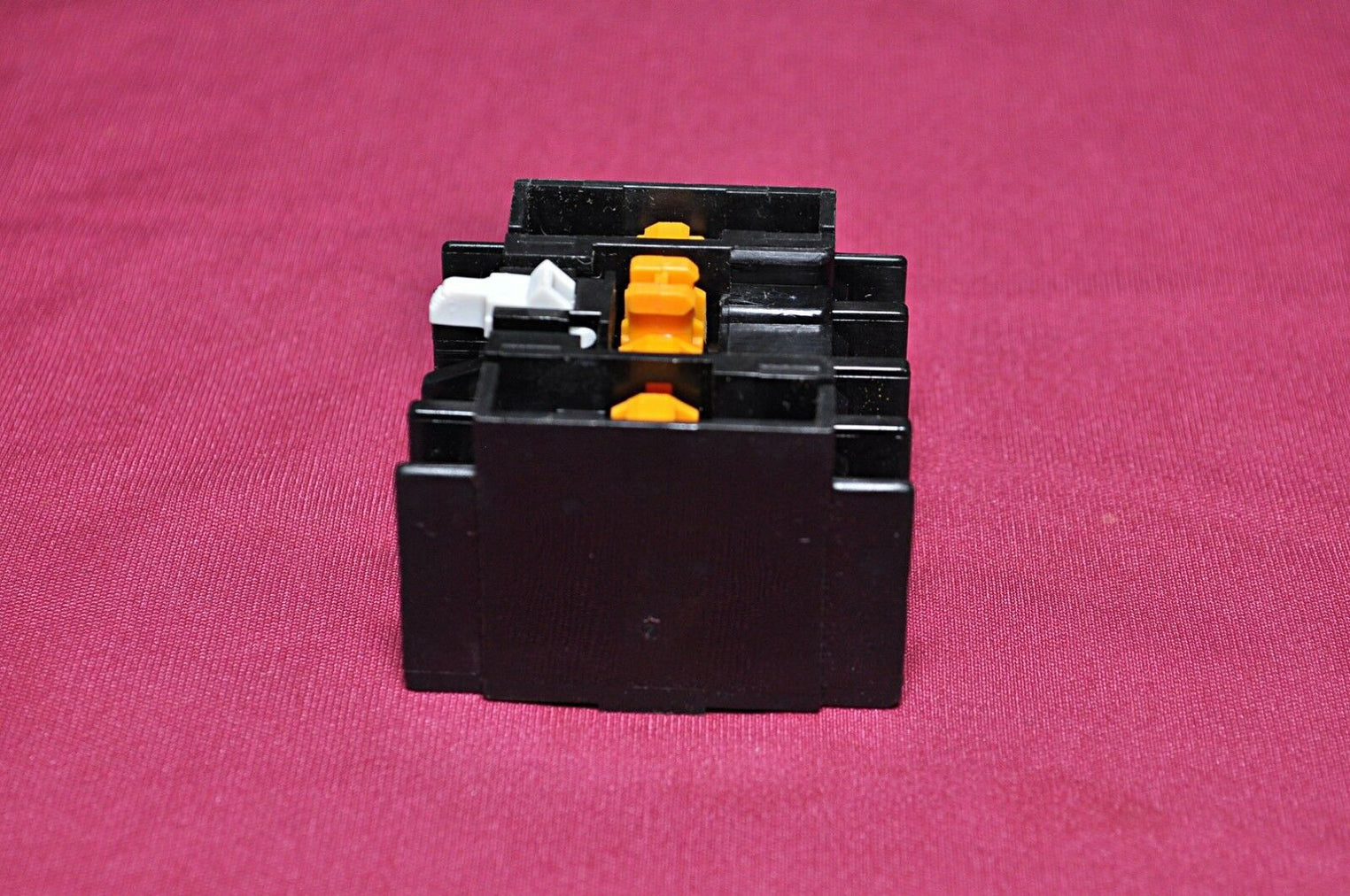 Telemecanique la1-d22 a65 auxiliary contact