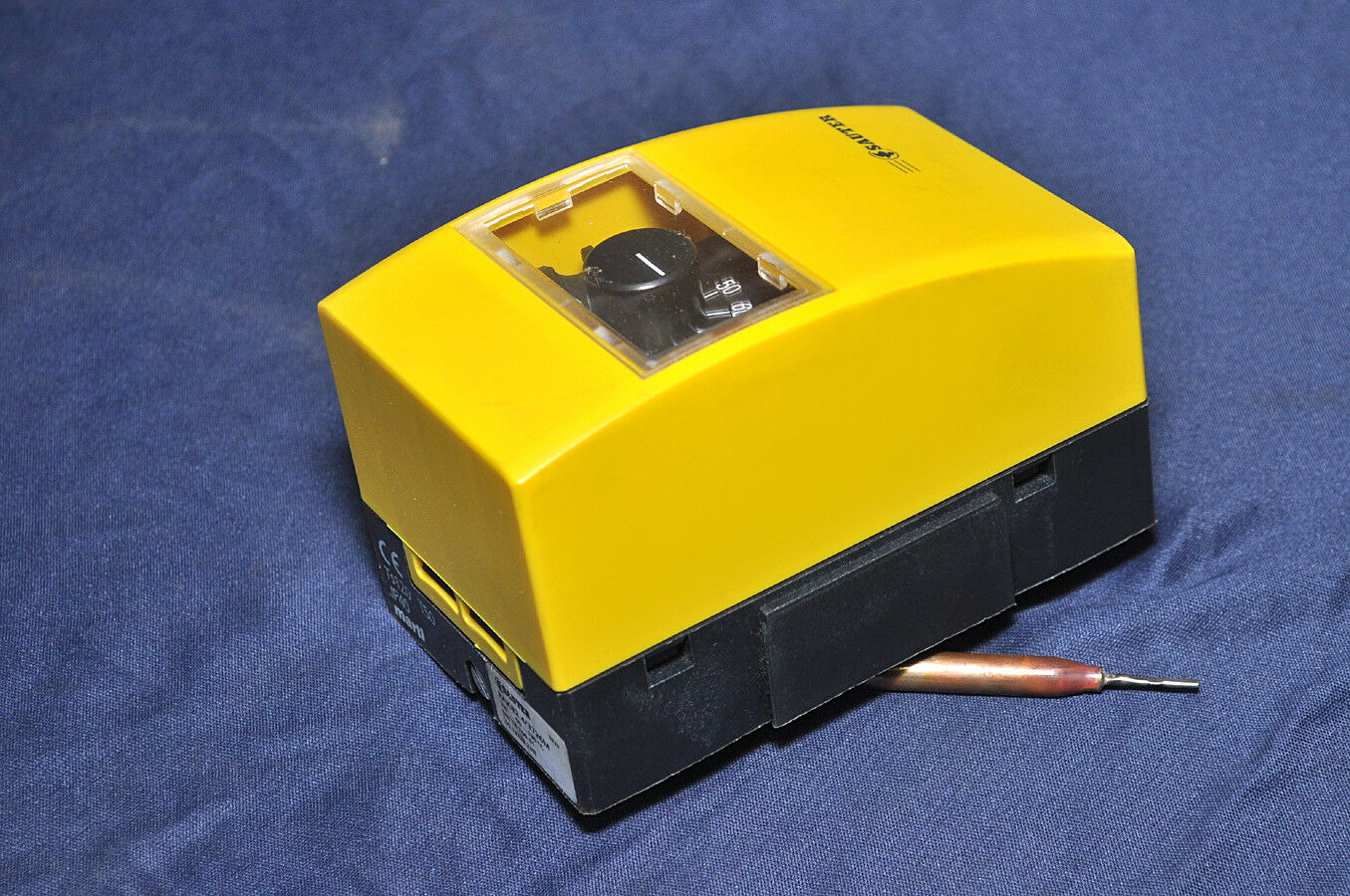 Sauter rak82.4/3726m din tr706 01 ip40