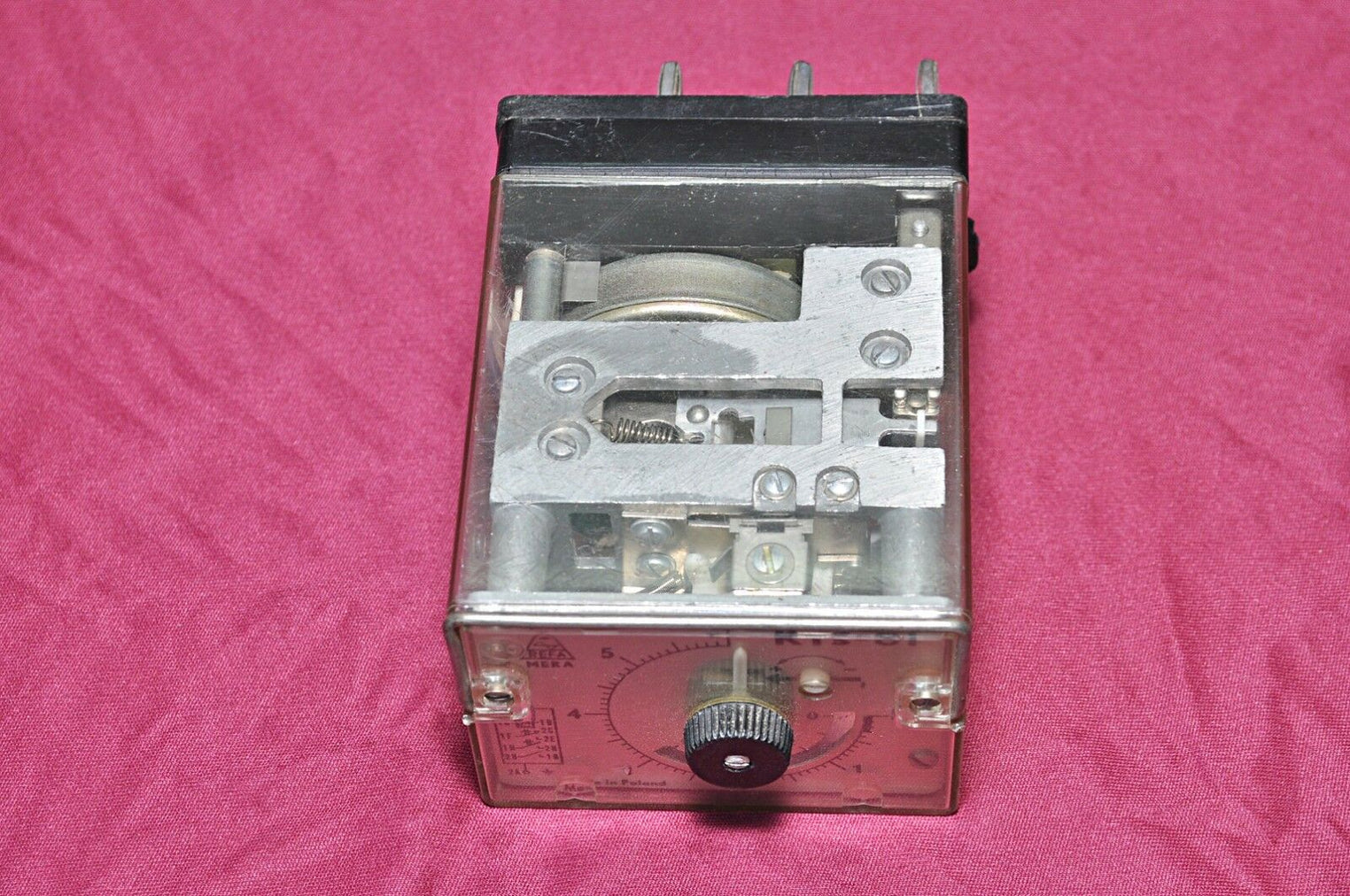 Refa rts-61 time relay 220v 60hz used