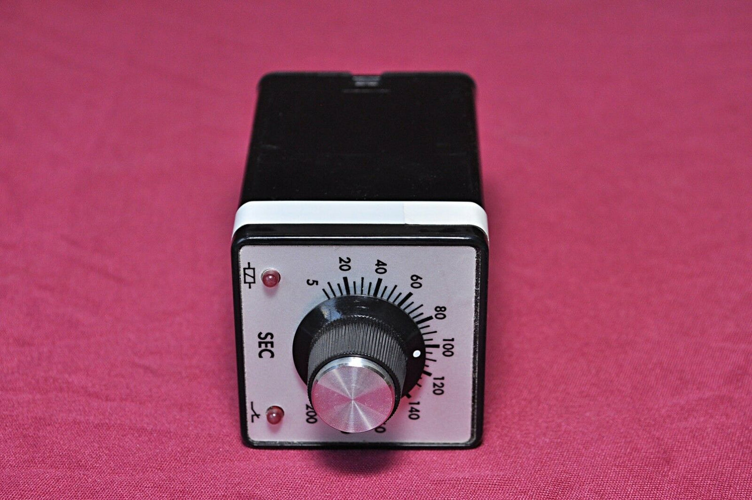 77Og 5223/02 Relay Delay On 5-200 Secs