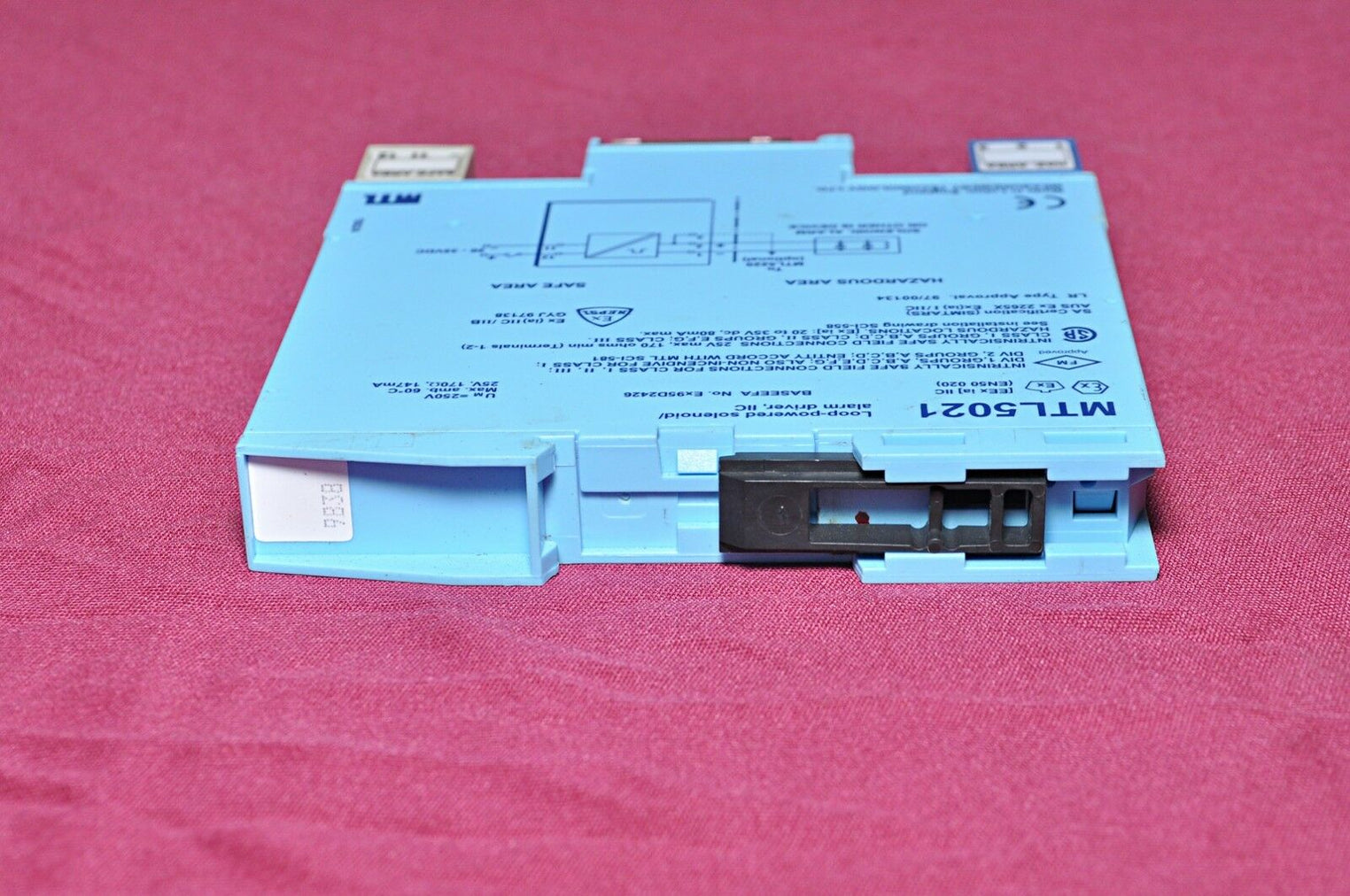 Mtl 5021 safety barrier