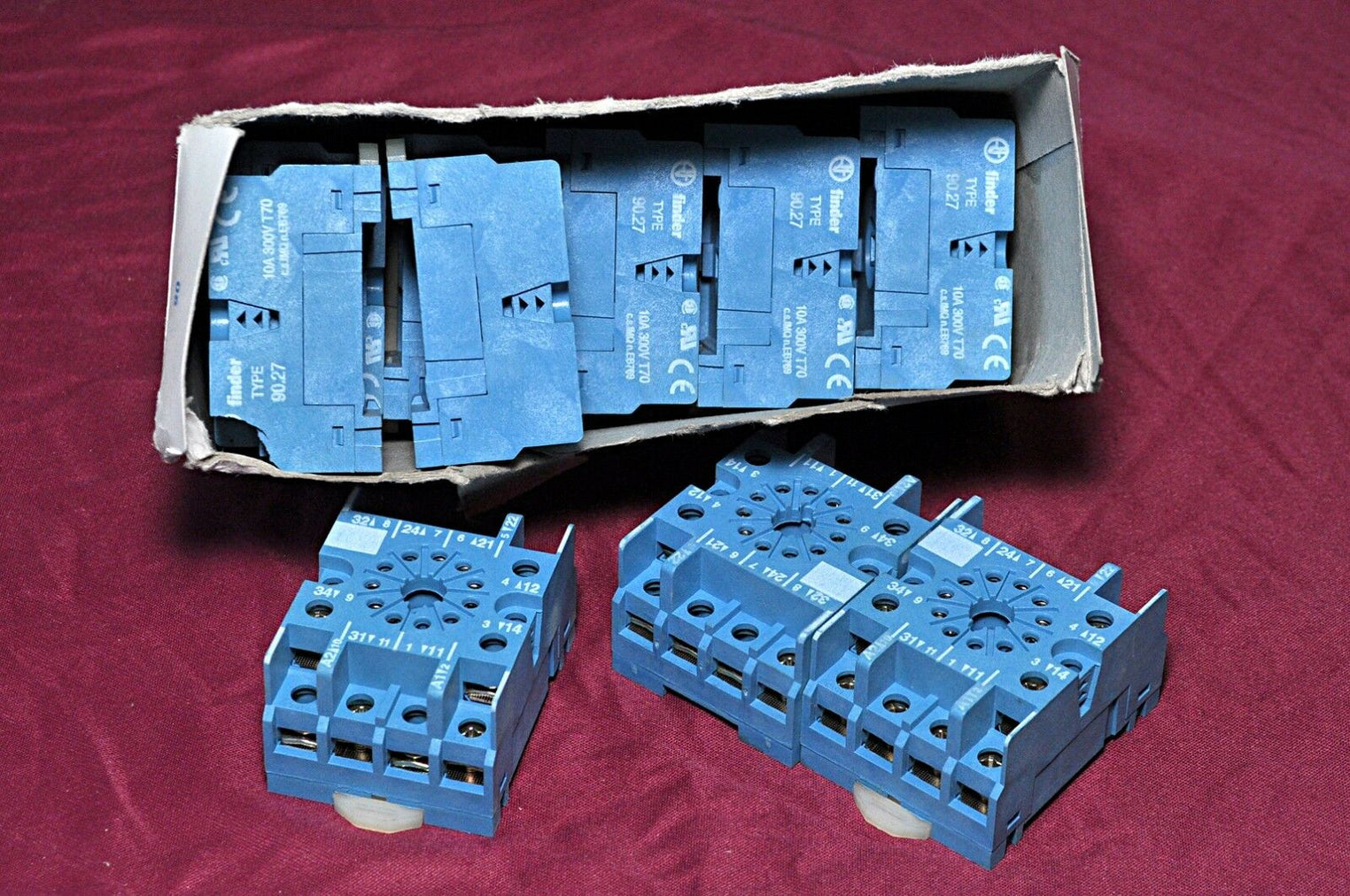 lot of 7x Finder 90.27 9027 relay socket 300v 10a 