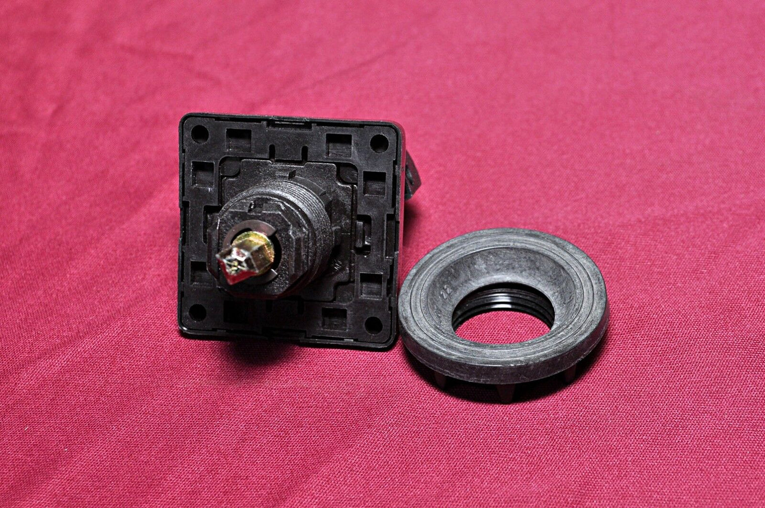 Telemecanique kbc1h 098049 front operator