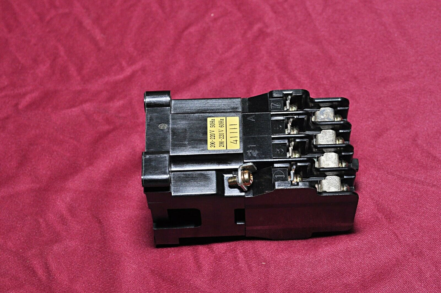 Togami pak-6us44-p4a magnetic control relay 5-10amp