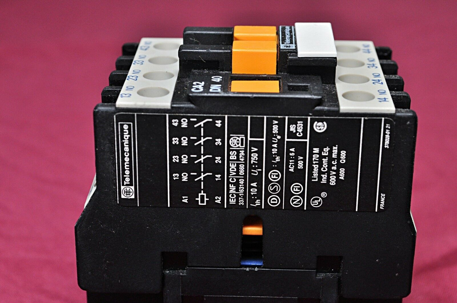 Telemecanique ca2dn40 control relay