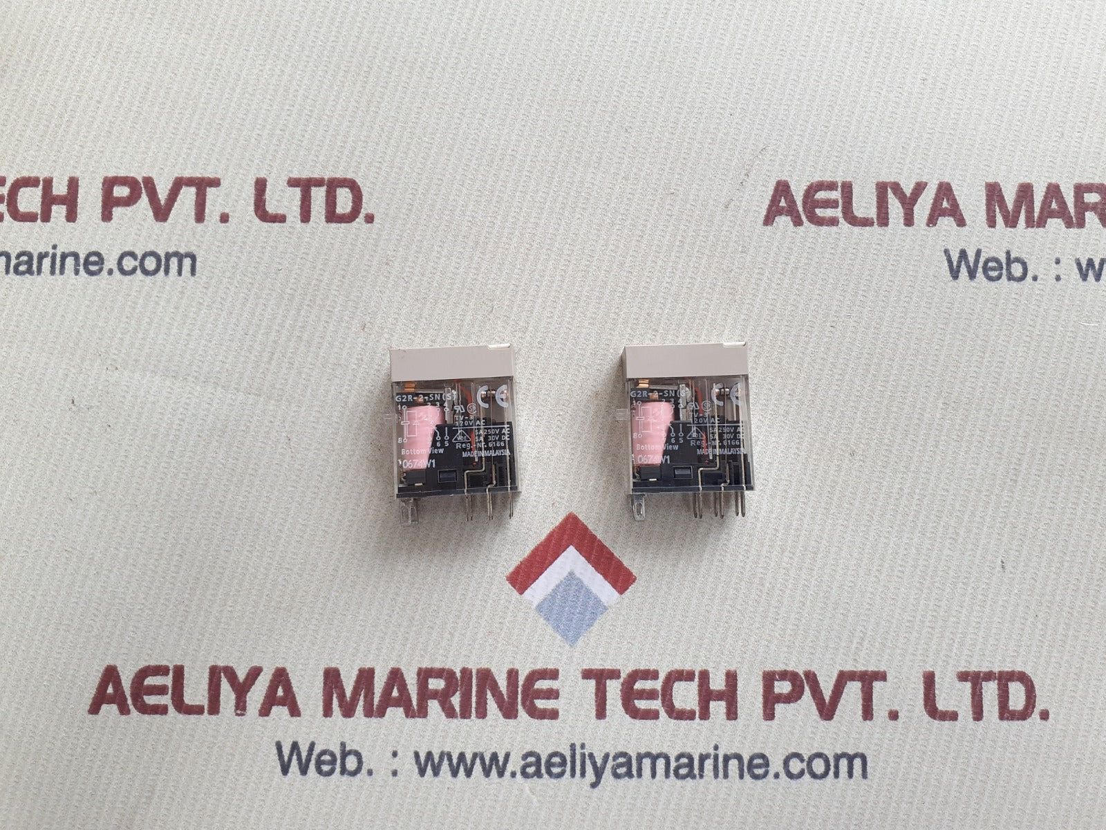 Omron g2r-2-sn(s) relay 