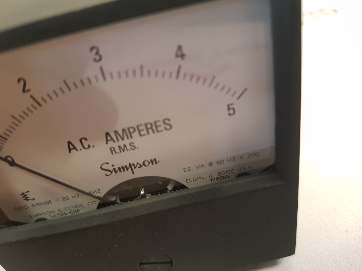 Simpson 2152 A.C. Amperes 0 To 5 R.M.S.
